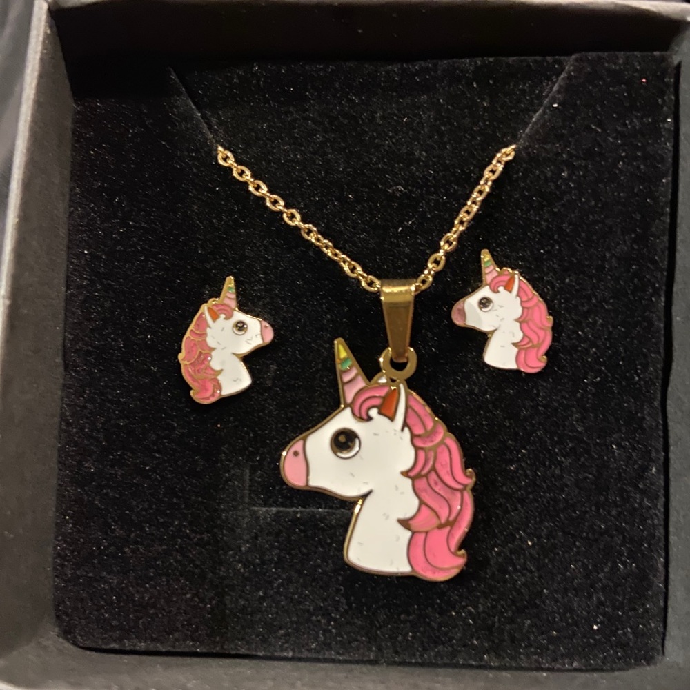 Girl’s 3 piece Unicorn Earring & Necklace Set